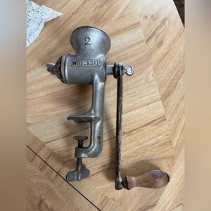 Vintage Meat Grinder Universal No. 2 Food Hand Crank Made In USA